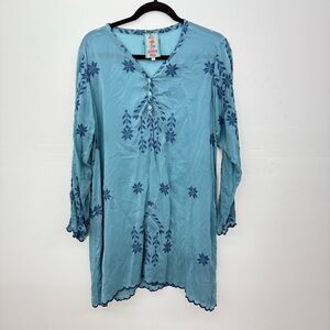Johnny Was Teal Tunic with Navy Embroidery O26